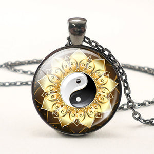 Yin Yang Necklace - Free Shipping Throughout North America - Please allow 15-30 days